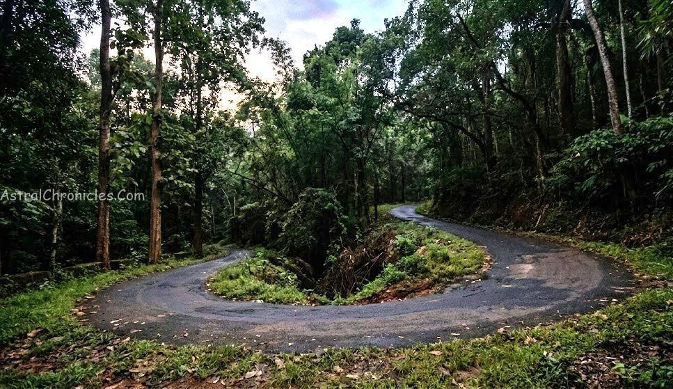 സുമതി വളവ്: ചോരമണക്കുന്ന വഴിയിലെ പ്രേത സത്യം